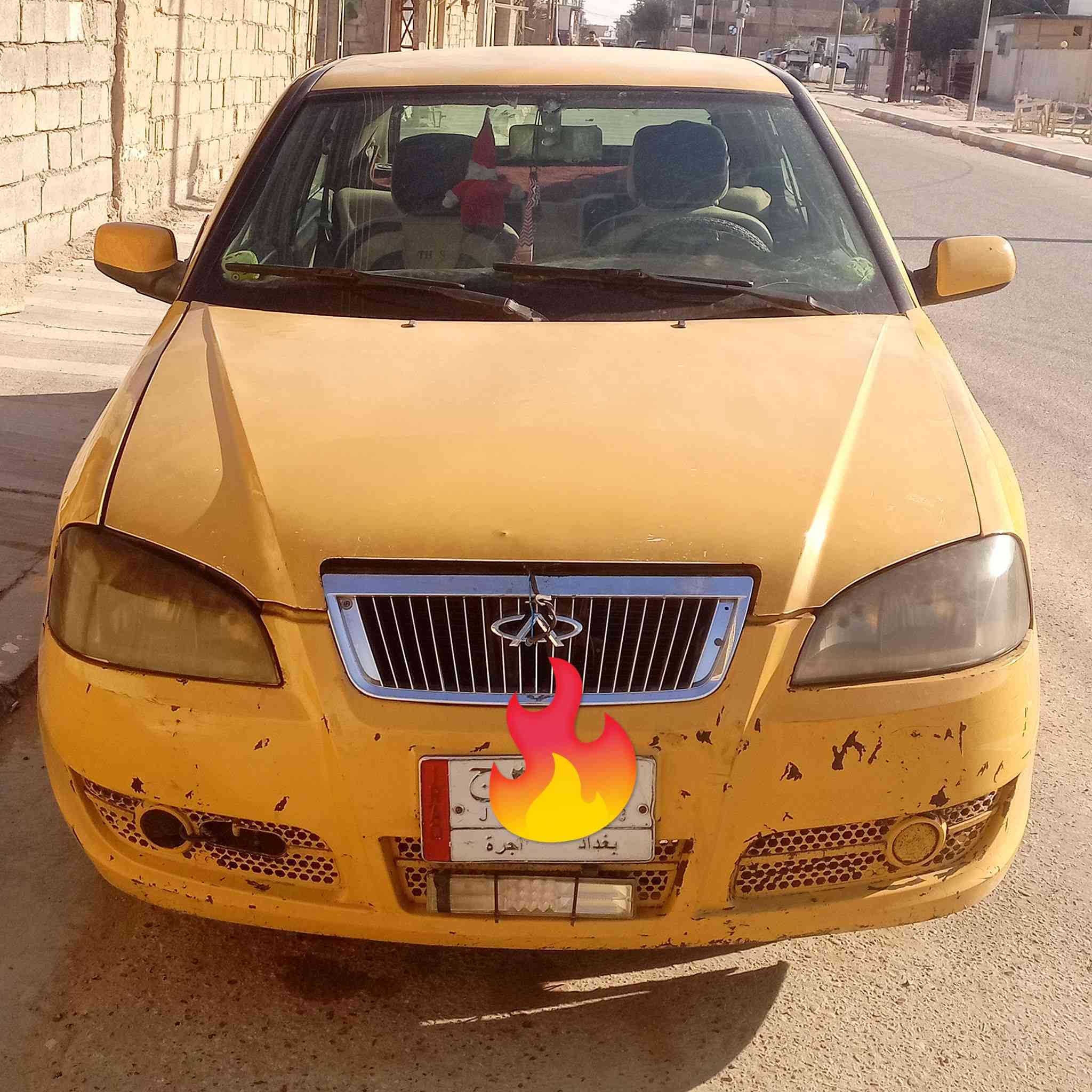 السلام عليكم سياره شيري 2010 للبيع سياره شغاله سعره 30وبيه مجال محوره محرك وكير نيسان مصفره هيئه وغرامه ***********  ***********
