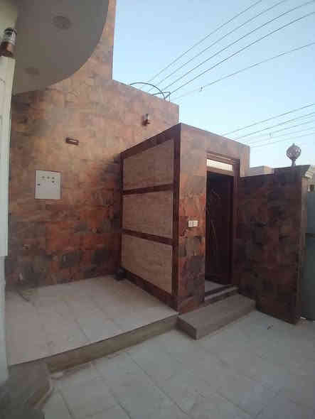 على بركة الله🌷
مشتمل  للبيع طابقين في حي الخضراء مساحة ١٣٠ متر ثلاث غرف نوم  بناء ٢٠٢٣ في مربع الاول قرب بيت حجي اسعد سعر مناسب /مؤجر حاليا ٣٥٠ الف بالشهر بقية التفاصيل على الخاص او الاتصال على الرقم ***********
