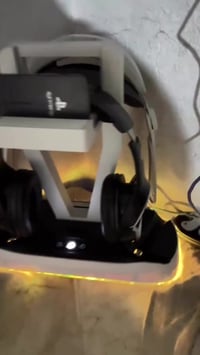 هتفون وشاحنتة يدات الواقع الافتراضي قيم وخذ. توصيل موجود لكل لمحافضات ...