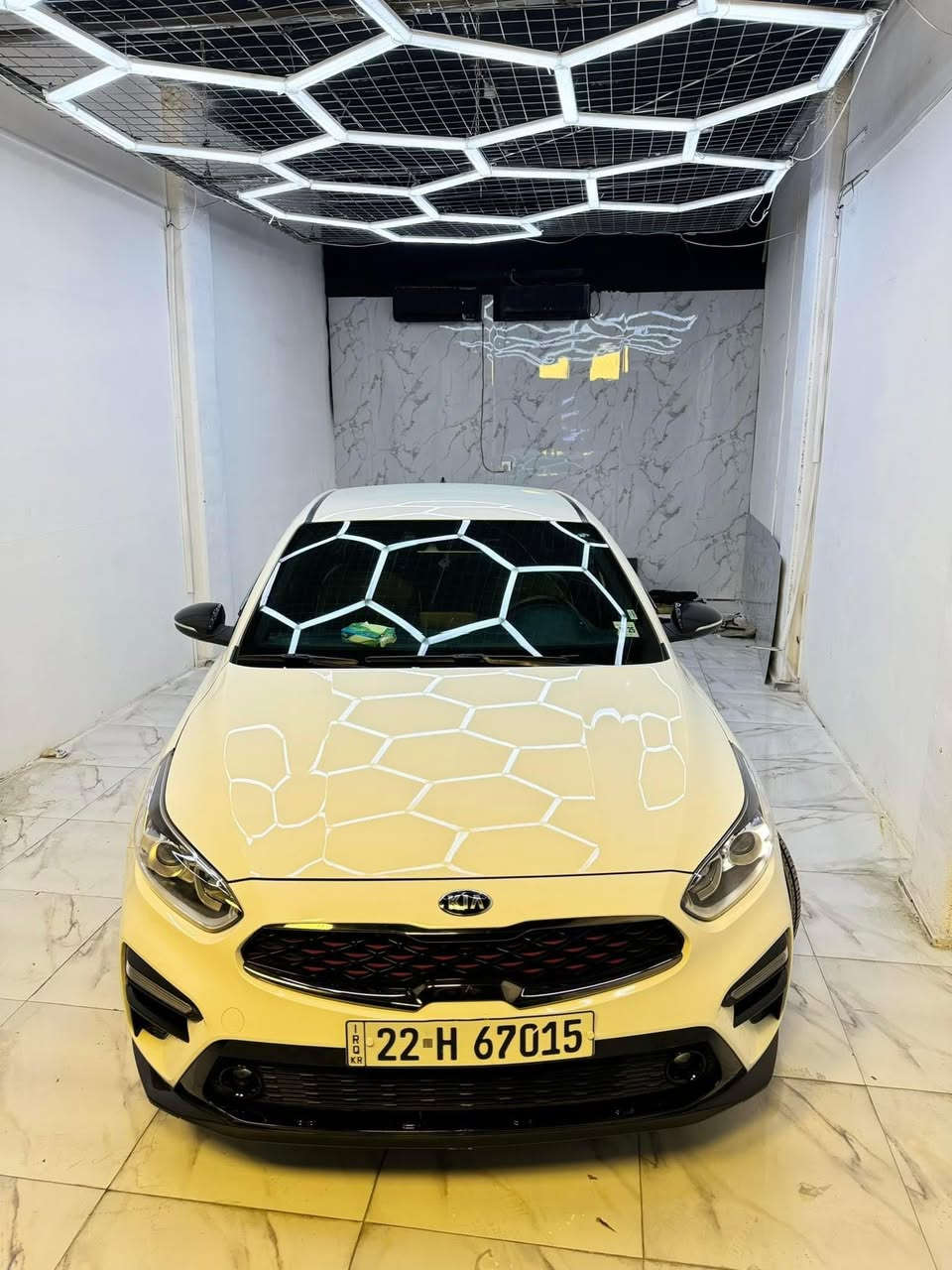 كيا فورتي  GTline موديل 2020 🖤
رقم أربيل الدولي

محرك 2000 دوش المرغوب

كير اي تي 

بصمة تشغيل + بصمة بيبان + بصمة صندوق

ويل كب حجم 17

لايتات زنون بلادي 

لدات امامية + لدات خلفية 

مري لون اسود + اشاير بالمري 

انارة ترحيب عند الاقتراب من السيارة 

كشنات جلد مطعمة بأحمر مختومة بشعار ال GT line

جنطة ذكية تفتح عند الاقتراب 

رادارات امامية وخلفية وجانبية 

توقف ذاتي 

تحديد مسار 

مانع انزلاق 

ستيرن حرف D مختوم بختم الـ GTline

شاشة كبيرة حجم كامره دواره

شاحن واير ليس

ثلاث وضعيات قيادة (smart - normal - sport)

مثبت سرعة 

تحكم استيرن جهتين

سبايدر خلفي اسود 

السيارة حادثها جاملغ وباب جهة السكن صبغ فقط بدون ايرباك  باب بدون السيارة جديدة تخم تاير صدر ع البلاد سنوية لل 2026 شرط التحويل 

مگان السيارة ***********

السعر 143
