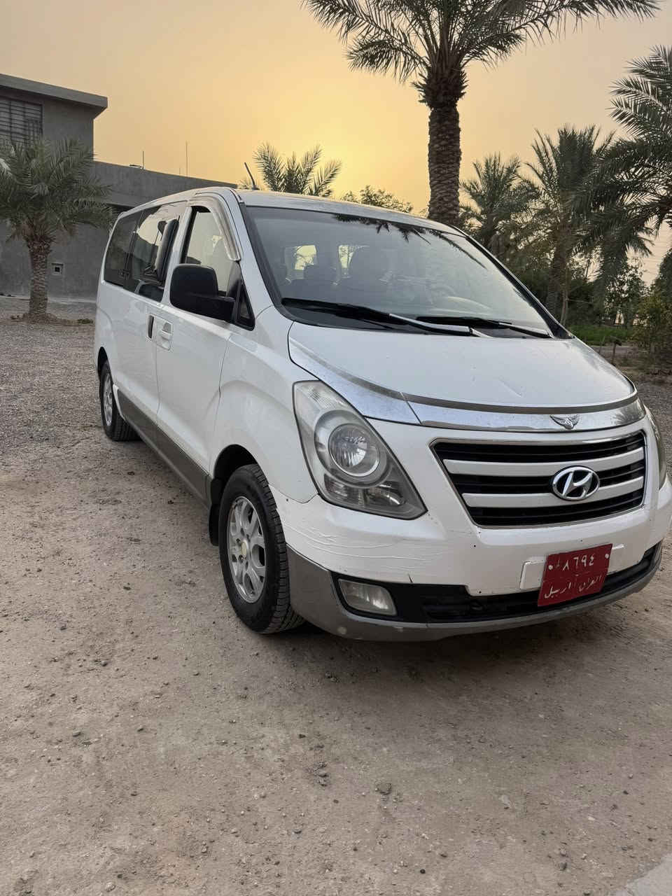 السلام عليكم 

ستاركس 2011 أربيل 
كفالة عامة شرط السونار 
بارد بصيط موجود بلصور 

خط بحث موجود 
صدر امامي خلفي مشط 
تخم تاير 
جاهزة من كلشي 

سعر 165 وبيهة مجال للشراي 
شرط التحولي 

مكان السيارة بغداد مدينة بسماية 

***********
