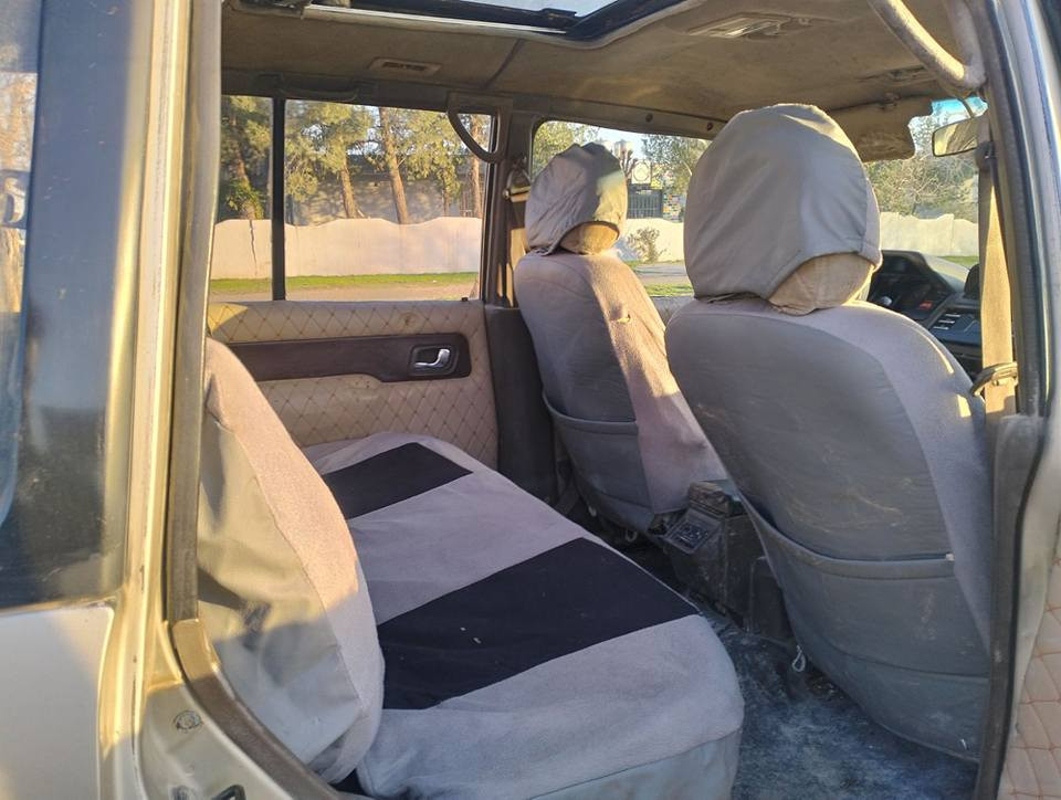 باجیڕۆ
مۆدێل1993مکینە بلا د بەخ مکینەی بەشەرت 
جامکارەبا  سلاید ئاڕم هەولێر ئاڕمی بزربووە کاتابی بۆکراوە بەشەرت سەیارەکە بەس ماشاءاللە ئەوێیت  سعری 23 معامەلە گۆڕینەوەش بەپیکاب 
‏‪0750 708 8148‬‏
‏‪0773 237 1389‬‏ السليمانية, العراق
