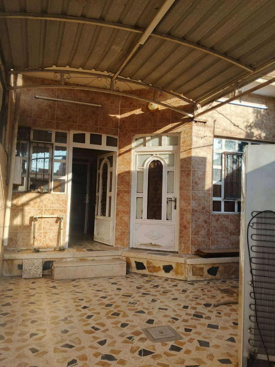 🏠🏠دارين للبيع للبيع 🏠🏠

بسعر مناسب جدا 

استلام فوري 

📍الموقع حي الميثاق خلف النور ماركت 

طابق واحد وبيتونه

غرف نوم

صحيات

مطبخ 

المساحة105

الواجه 5 ونص

↕️مكون من طابق واحد 

✅سعر الدار عبر الهاتف 

مكتب التهاني للعقارات سايدين الميثاق مجاور شركة الحافظ 

👤فيس بوك #مكتب التهاني للعقارات

☎️***********☎️

☎️***********☎️
