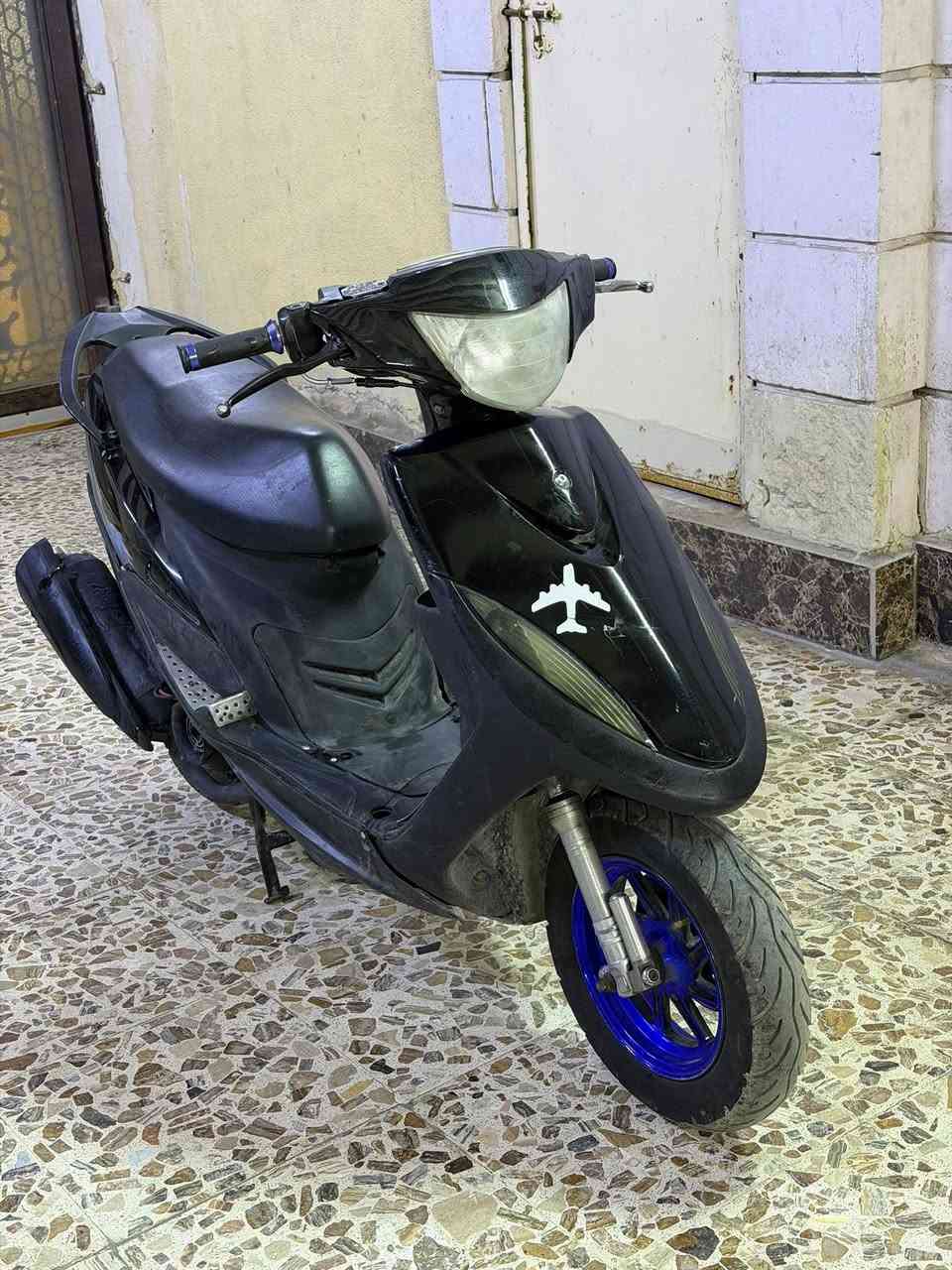 ماكس عدله  بوشه 49 كلشي شغال بيه
***********
سعر 390 قفل
