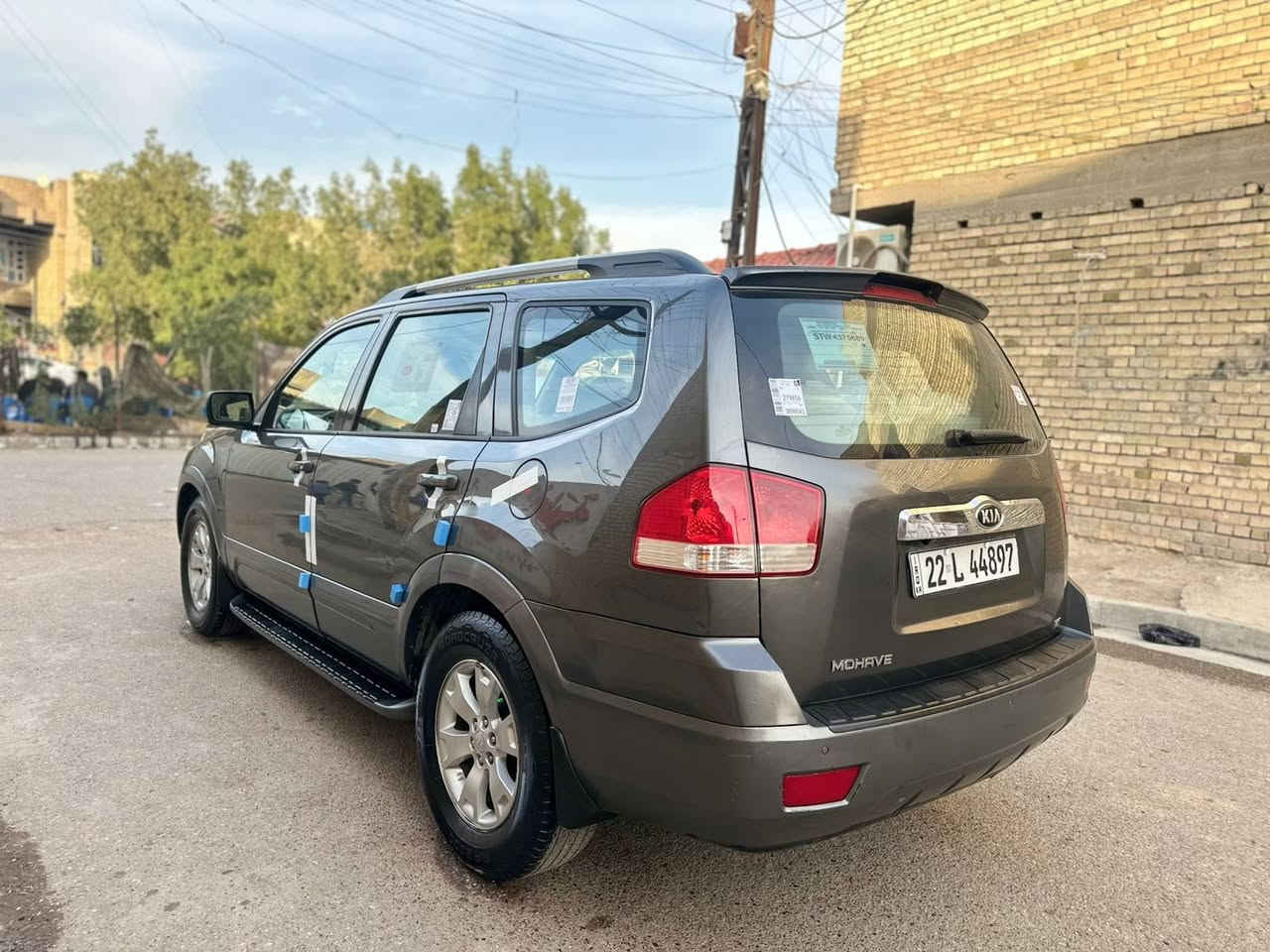 #بيع سريع وبلعافية على الياخذها مهافي 2016 خليجية بيها صبغ نص الصندوق وجزء من الجاملغ الخلفي كما موضح في السونار #صور السونار مرفقا موصفات نص فول تحكم ستيرن جهتين شاشة كبيرة كامرة خلفية 7 راكب 3 قطع تبريد فور ويل حساس خلفي امامي كشنات جلد شاشة خلفية  #ماشية 97 الف صندوق شفط نضام صعود ونزول جبال نضام ايكو اقتصاد بانزين سيارة جديدة بمعنى الكلمة #السعر 148بيها مجال بسيط  "*********** العنوان#بغداد الرصافة رقم اربيل الجديد بسمي تحويل وكالة بشرط
