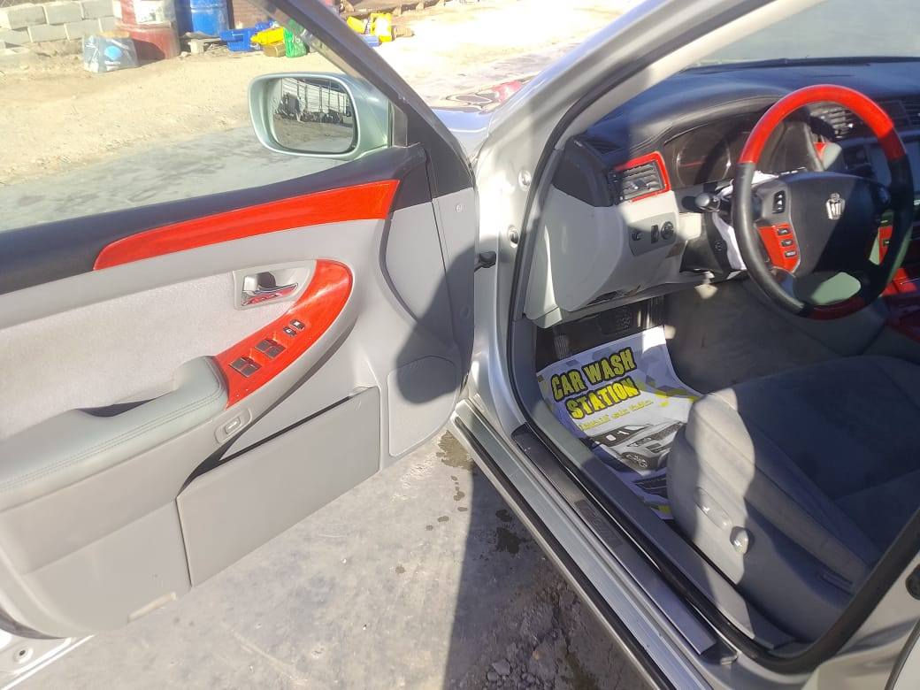 اسلام عليكم شاهينه 2005
شاصي 82 دكمتين بصمه 
اشاره  ترحيب مكينه كير حداديه
 تبريد تدفئه باتري جدد دخول جديد
 متوم رقم وسنويه
 السعر 33 
العنوان ذي قار 
***********
