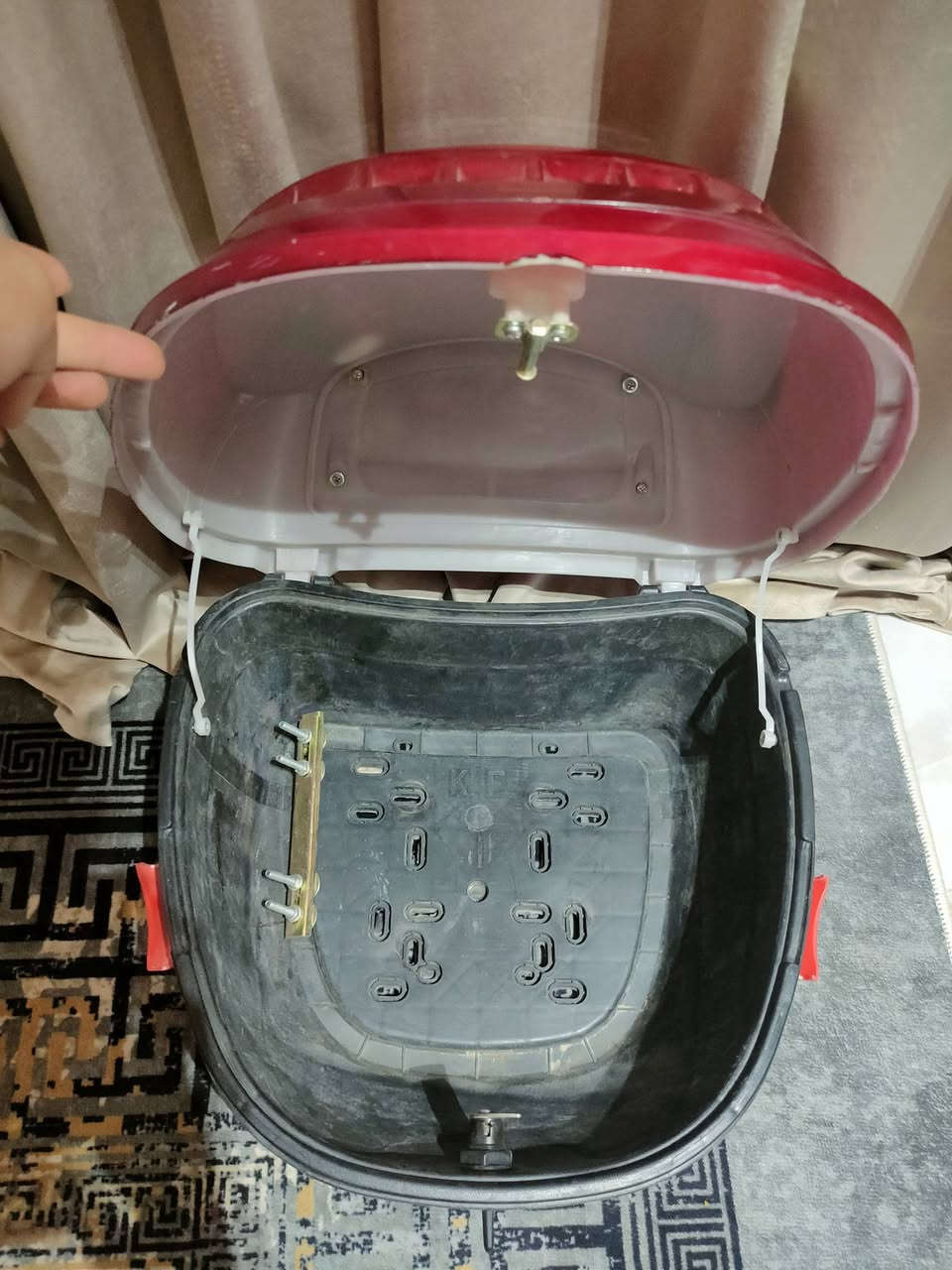 صندوق دراجه للبيع اخو الجديد 15 الف 
***********
