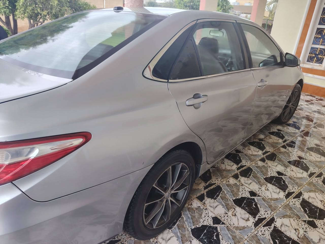 السلام عليكم للبيع كامري 16 se رقم دهوك تحويل مباشر الظرر 3 قطع بدون دواخل 145 وبيها مجال    بيجي الحجاج. ***********
