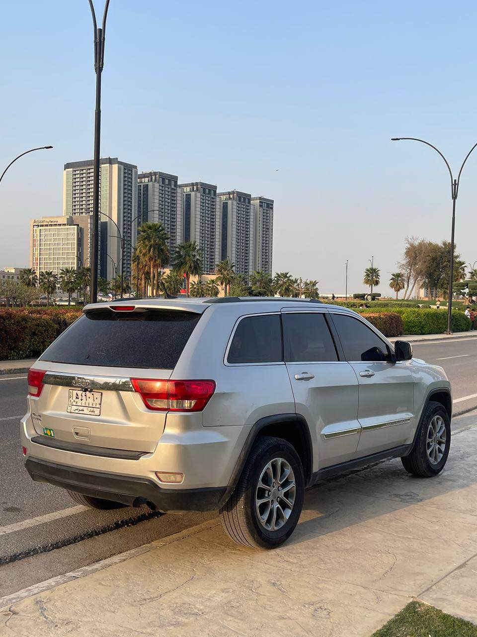 Jeep Laredo 2012 
دووپەلە بۆیاغی هەیە 
سوکان ڤۆلیۆم 
كامێرا
تەبرید مەرکەزی 
کوشین کارەبای
پێش و دوای حەساس 
هەمووگیانی زۆر خاوێن مایتەوە
رەقەم و سەنەوی پلاستیك لەگەلە
مالی مەدەنی هەمووشتی بەشەرت
گێرومەکینەوکارەبای دەعامی بۆ دەعامی بەشەرت 
شوین // هەولێر
سعر 95 وەرەقە و مەجال
بۆ زانیاری زیاتر نامە بنێرن لە خزمەتدام . أربيل, العراق


**إذا كنت صاحب هذا الإعلان وتريد حذفه لأي سبب، رجاءا أرسل رسالة إلى الدعم الفني**