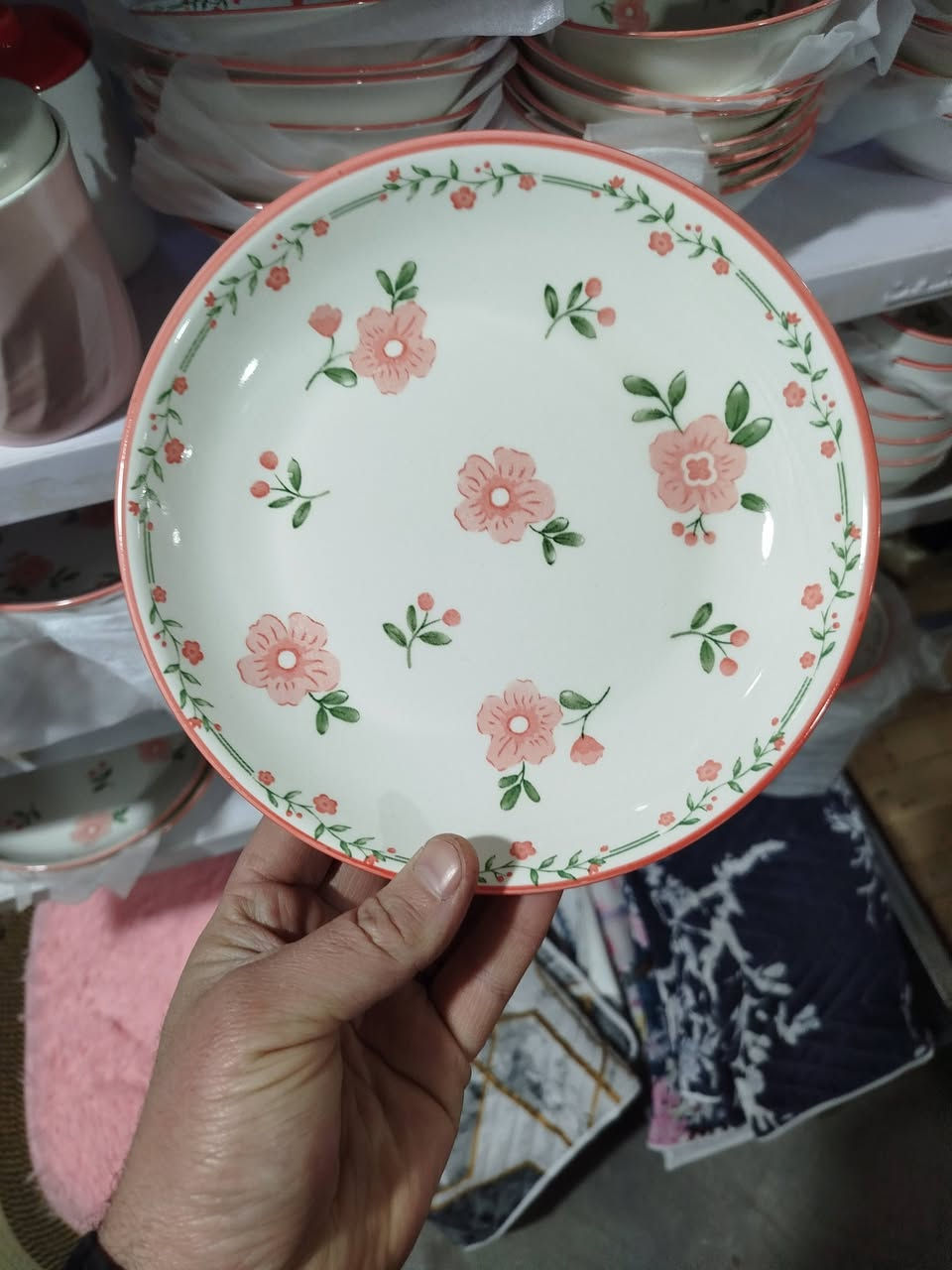 وەجبەی نوێی قاپی گوڵ پەمەیی بەسێت و دانە بە ردەستە
ناونیشان/سەیدسادق/نزیک مزگەوتی عومەری کوڕی خەتاب/بەرامبەری پارکەکە/یان خوار ئاوەکەی حەسار


**إذا كنت صاحب هذا الإعلان وتريد حذفه لأي سبب، رجاءا أرسل رسالة إلى الدعم الفني**