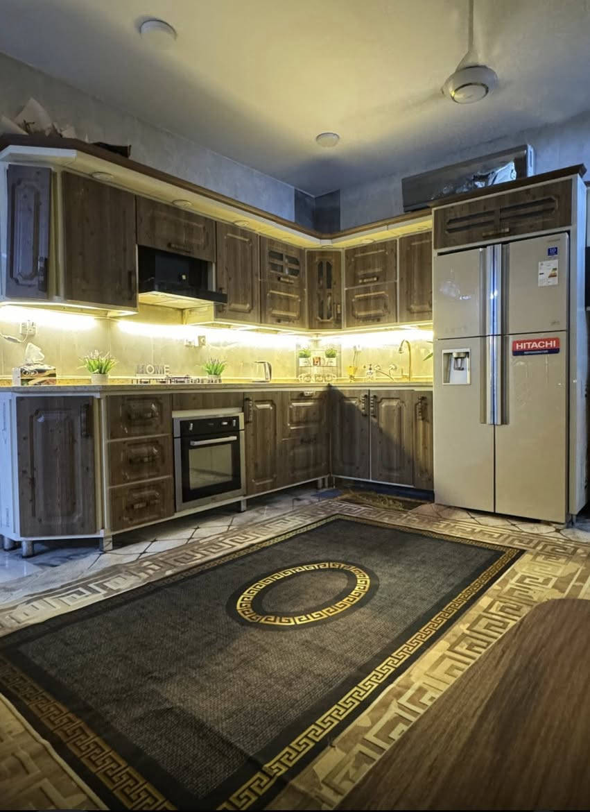 بيت زراعي للبيع في البلديات تقاطع الكهرباء نهاية فرع الطربوش
60 متر طابقين ونص بناء حديث 
السعر 95 بي مجال بسيط 
للأستفسار الاتصال على الرقم 
***********
