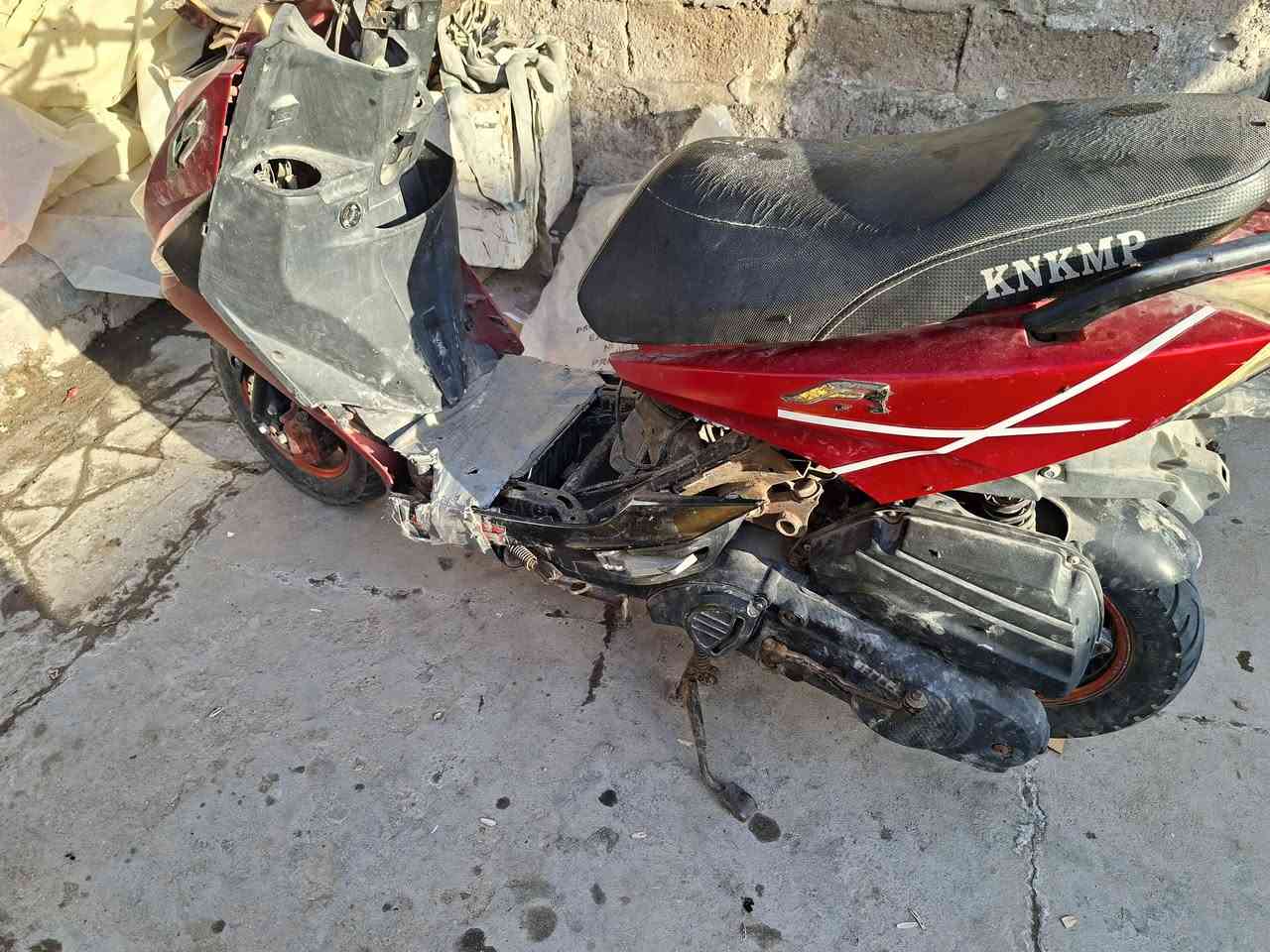 السلام عليكم
دراجة f sللبيع السعر 1500وبيه مجال العنوان البصره القبلة الشراي يرمش واني اتصل ***********
