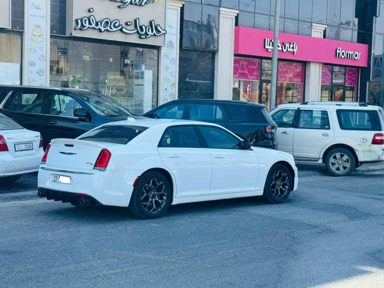 اوباما مديل 2015 اصل سعر 173 قابل للتفاوض الاستفسار اتصل *********** وارد أمريكي حادثها خشم الجاملغ الخلفي فقط بدون دواخل والباقي كفاله عامه من كلشي مواصفات S بصمه تشغيل بصمه أبواب تشغيل عن بعد كير ماوس كشنات كهربائي حضن كشنات تدفئه تبريد امامي وخلفي حساسات امامي وخلفي شفتات ستيرن شاشه جبيره كامره خلفيه سستم سماعه دمام مكينه سته 6️⃣ سلندر مكينه وكير مكفولات حداديه جديده تخم تاير تبريد قطعتين ثلج ❄️ رقم بغداد نكليزي سنويه ل 30 مكان سياره كربلاء
