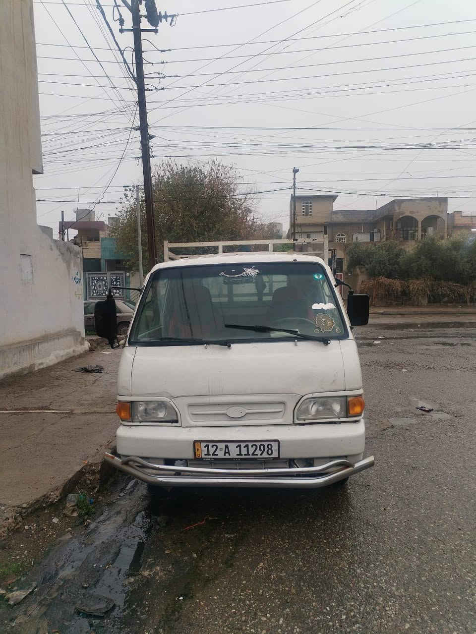 السلام عليكم كيا بنكو موديل ٩٥ قماره وربع ٨ جنكال رقم نينوه انكليزي هزه جديده سنويه لل ٢٧ رقم كمركي جديد السياره البارحه طلعت من التجفيت بيهة محرك مال عموشه حديث تجفيت درجه اولى كور جديد كرنك جديد تجفيت كله اصلي قوايش رولات مدكه نوزلات بلكات كله جديد ولبه كير جديد ه رقم نينوى وحاليا بل موصل السياره 
سعرهة ٤٨ وبيهة مجال بسيط 
***********
