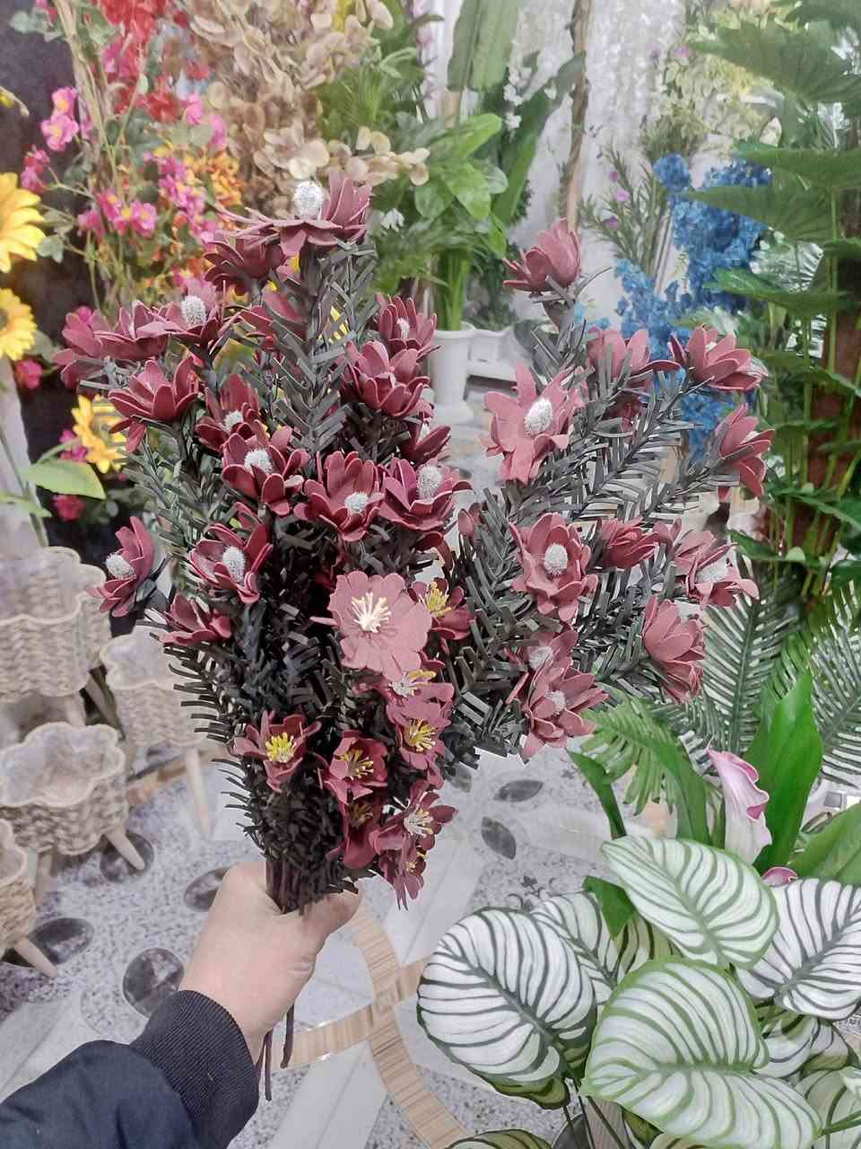 ورد الوان واشكال تجنن

مناسب للفازات والمسكات والأعمال اليدوية 🌼🌷🪻

متجر #سعفة

موقعنا شارع حي الجمعية الاولى خلف المركز الصحي

متواجدين يوميا من الساعة 3 عصرا حتى الساعة 11 ليلا

#الانبار
#هيت


**إذا كنت صاحب هذا الإعلان وتريد حذفه لأي سبب، رجاءا أرسل رسالة إلى الدعم الفني**