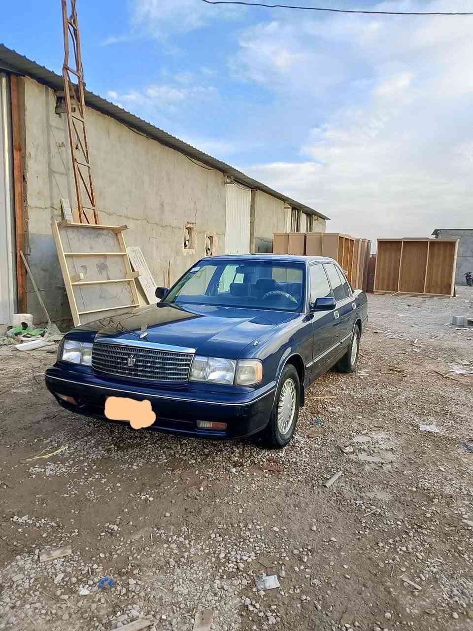 السلام عليكم كراون ارنب مديل 1992 مصبوغه عام بسبب جراد وشخوط سيارة جديده مكينه وكير خير من الله رقم بغداد انكليزي بسمي السعر 82 للاستفسار*********** عنوان بغداد
