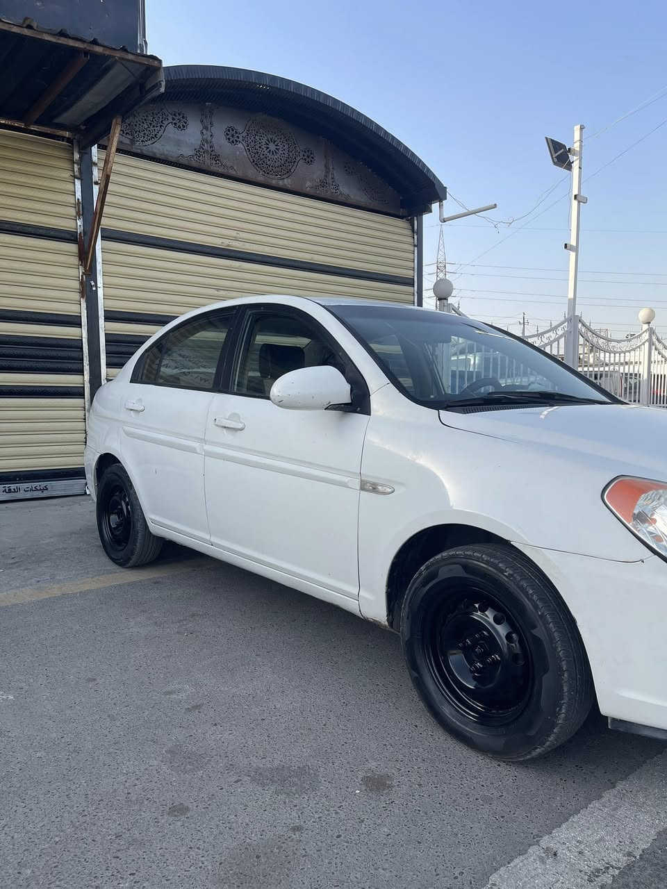 اكسنت مديل 2010 خليجي بيها قطع صبغ أبيع حزام بدون دواخل محرك 1600كير محرك نضاف مال حاويه حداديه صدرها كله جديد مشروع وطني السعر 75وبيها مجال العنوان بغداد الحريه رقم الهاتف ***********
