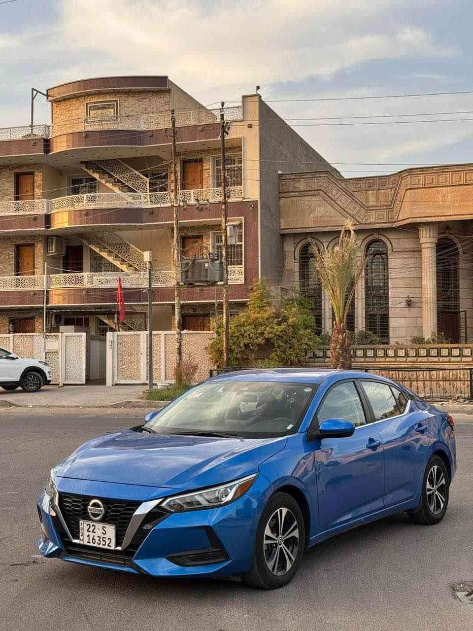 السلام عليكم 
للبيع نيسان سنترا ازرق SV 2023
محرك 20 
ماشي 18 الف ميل 
صبغ بس بنيد بدون دواخل شرط الفحص
سيارة كلش جديدة
مكاني بغداد
رقم *********** بغداد, العراق
