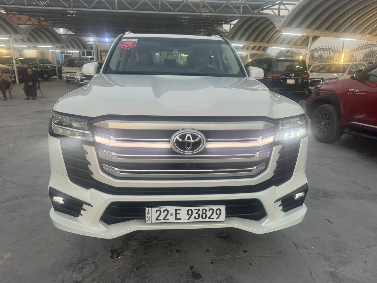 لاندكروز موديل 24 ساز ام ضمان GXR  ماشيه 50 لمتدد 4كامرات فول مواصفات مكفول كفاله عام السعر 710 وبيه مجال لاستفسار ***********
