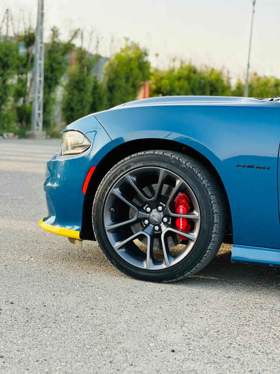 RT/5.7/2022/MAX
اسلام عليكم 
بيع فقط
ارتي 5.7 هيمي 
موديل 2022 ستوك
مغلفهppf
بدون ارباك بدون صبغ 
فول اعلى مواصفات 1/1
فتحه ورادار امامي فول كنتار 
كشنات حار بارد رادار جانبي 
فجوج برمبو فلنجات مشيفه
ويل سكات ،ستيرن كهرباء،خزن ميموري
حاله السياره 
(جاملغ مبدل نفس اللون )
(بنيد شبر صبغ وباب بارد حافه الباب كلش بصيط )
صور حادث مرفقه 
سياره جديده وشرط وين يعجبك تفحص اني حاضر 
رقم بغداد بسمي 
مكان السياره بغداد 
345$ سعر وبي محال 
***********
