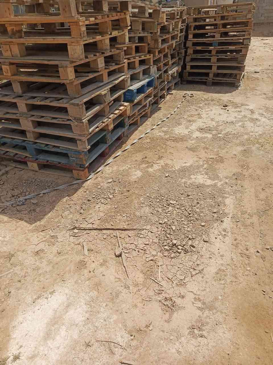 سلام عليكم سكيب للبيع 100/120 عنوان تقاطع النهروان *********** العدد 80 وقابل الزياده
