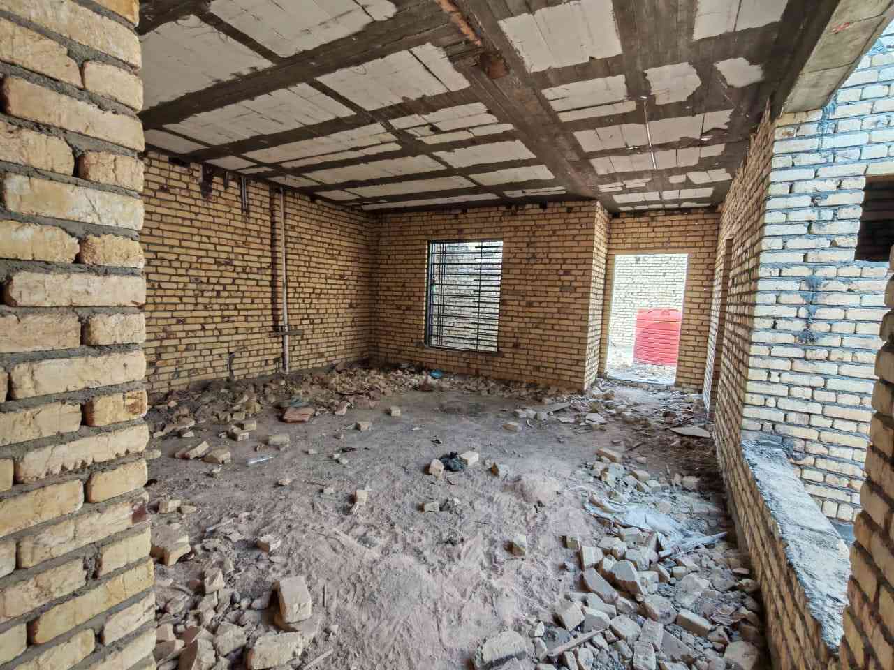 السلام عليكم 
هياكل عدد (2) للبيع (زراعي )
العنوان:حي النفط شارع الدكتور احمد مطر 
كامل خدمات شارع (15) 🔴
#تفاصيل (1) 
طابقين مسكوف 
مساحه (300) م بناء درجه اولى 
استقبال +صاله مطبخ +صحيات عدد(3) +غرف نوم عدد(4) + حديقتين 
#تفاصيل (2) 
هيكل غير مسكوف 
مساحته (300) م 
شارع(15) م 
للأستفسار اتصال او زيارة مكتب دار الامان شارع الفنادق 
***********/ وائل
