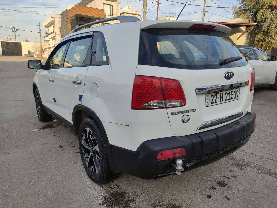 كيا سؤرينتؤ  فول مواسه فات 
2012
*********** السليمانية, العراق
