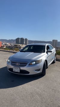 السلام وعليكم توريس 2011 بيها قطعه صبغ مكينه جديده شادلها   وعليها 24 ...