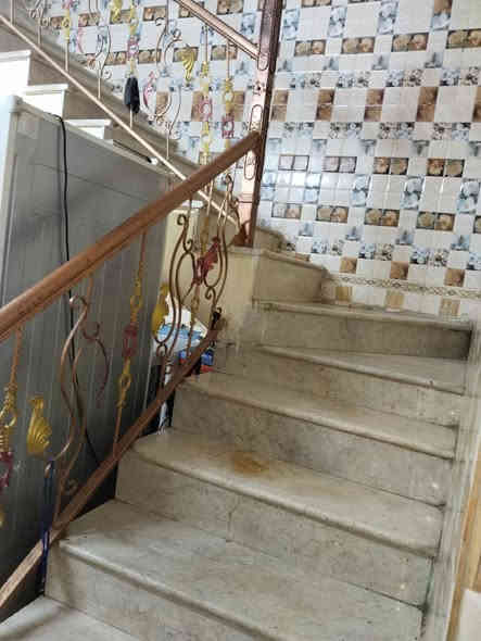 نص قطعه طابقين بناءحديث شرك قطاع 42 استفسار اكثر ***********
