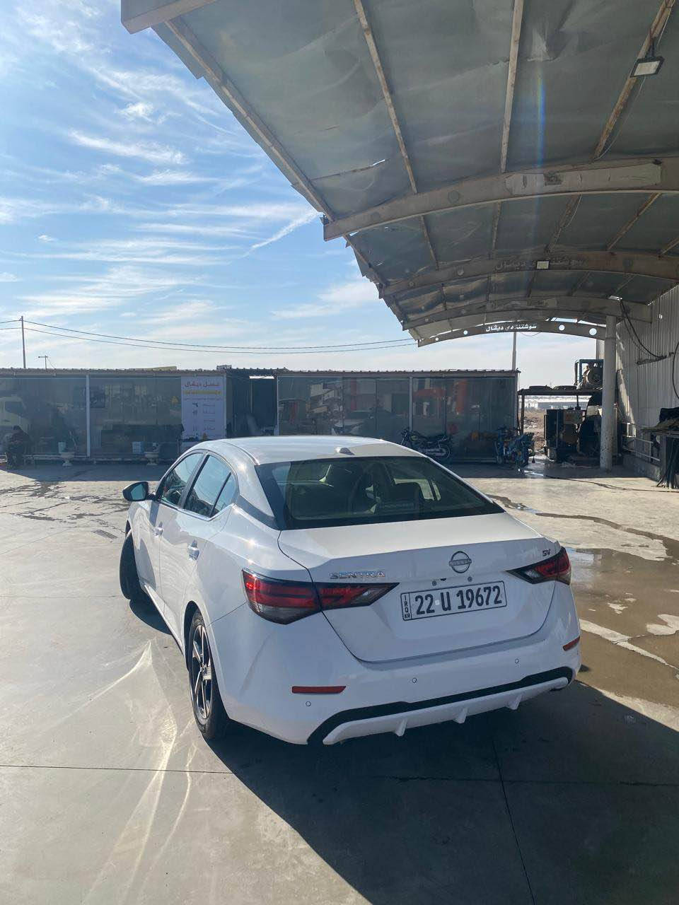 نيسان سنترا موديل 2024 sv  سياره كه ٤بارجه كليري امريكايه ١بارجه ش سبوغه بيشو بشت كه بس  بي ژوري 
3N1AB8CV3RY208674

*********** أربيل, العراق
