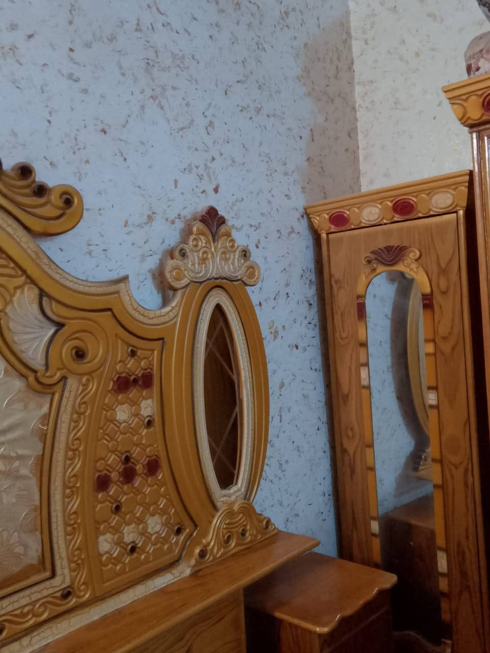 السلام عليكم
غرفه لبيع صاج العنوان دوانم شرطه الخامسه 
السعر 500 للاتصال بالرقم ***********
