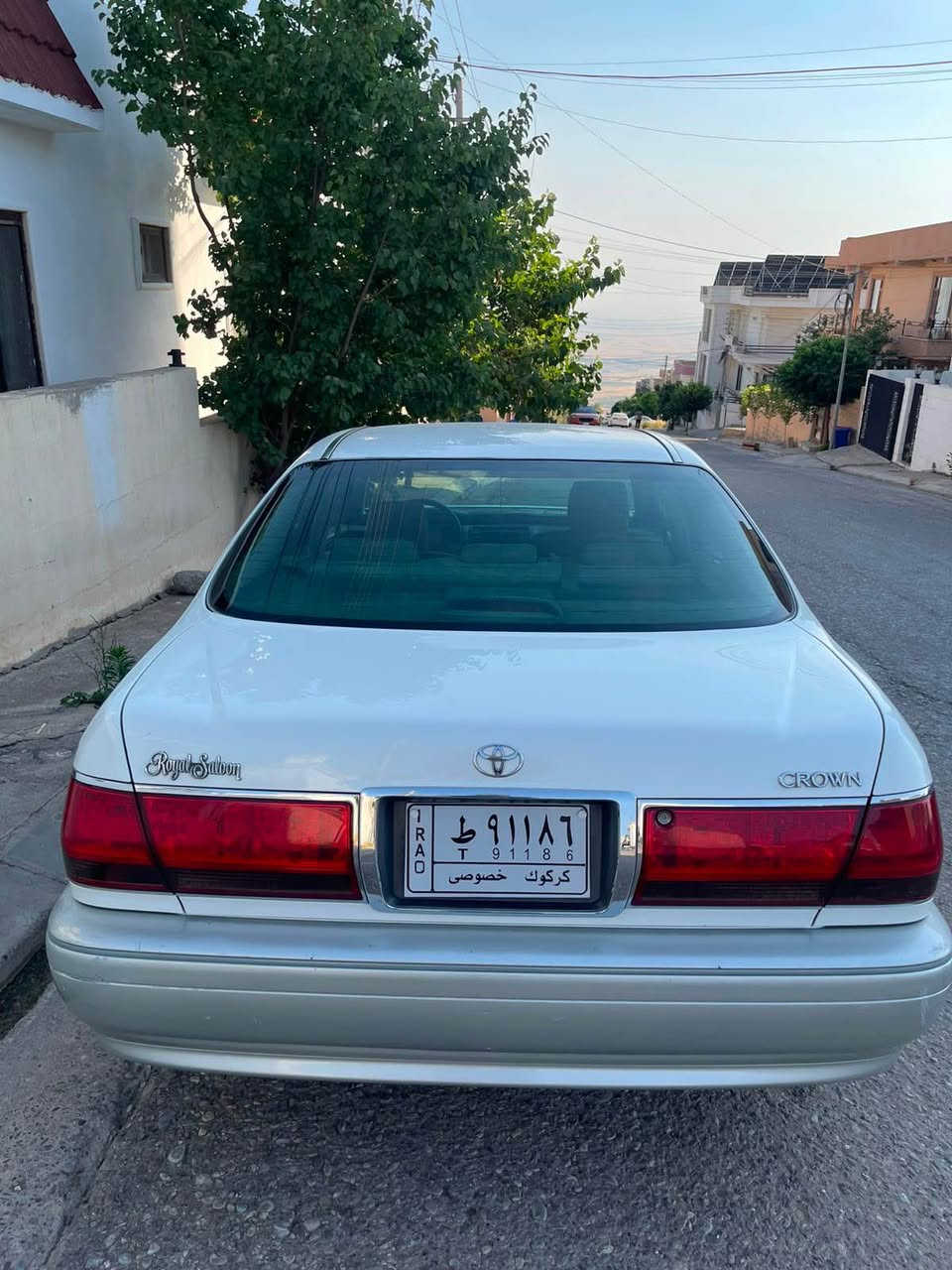 👑 بۆ فرۆشتن – تاجی تۆیۆتا ساڵی ٢٠٠١ “الملیکە” 👑

🚘 2001 تۆیۆتا کراون (الملیکە) – یەکێکە لە ئۆتۆمبێلە لوکس و بەهێزەکانی تۆیۆتا، بە ئاسوودەیی و سەقامگیری و متمانەپێکراوی ناسراوە.

✅ مۆدێل: ٢٠٠١
✅ بزوێنەر: 3.0L
✅ Drivetrain: 4WD
✅ گێڕ: ئۆتۆماتیکی
✅ ڕەنگ: سپی
✅ شوێن: هەولێر

تایبەتمەندیەکانی ئۆتۆمبێل:

✔️ بزوێنەرێکی بەهێز و کارایی نایاب
✔️ سواربوونی ئاسوودە و سەقامگیرییەکی بەرز
✔️ ناوەوەی لوکس و کوالێتی دروستکردنی ژاپۆنی
✔️ گونجاوە بۆ بەکارهێنانی ڕۆژانە و سەفەر
✔️ ئامادەیە بۆ لێخوڕین

💰 نرخ: 6,000$ (بەگفتوگۆ)

📍 شوێن: هەولێر

📲 پەیوەندیکردن لە ڕێگەی واتسئەپەوە:

***********

👑 للبيع – Toyota Crown “المليكة” 2001 👑

🚘 Toyota Crown 2001 (المليكة) – من أفخم وأقوى سيارات تويوتا، معروفة بالراحة، والثبات، والاعتمادية.

✅ موديل: 2001
✅ المحرك: 3.0 لتر
✅ نظام الدفع: رباعي (4WD)
✅ ناقل الحركة: أوتوماتيك
✅ اللون: أبيض
✅ الموقع: أربيل

مميزات السيارة:
✔️ محرك قوي وأداء ممتاز
✔️ قيادة مريحة وثبات عالي
✔️ داخلية فاخرة وجودة تصنيع يابانية
✔️ مناسبة للاستخدام اليومي والسفر
✔️ جاهزة للاستخدام

💰 السعر: 6,000 دولار (قابل للتفاوض بالمعقول)

📍 الموقع: أربيل

📲 للتواصل عبر WhatsApp:
***********

كلمات للبحث:
Toyota Crown, Crown 2001, Toyota Crown 3.0, Crown 4WD, تويوتا كراون, كراون, المليكة, تاج الملكة, سيارة يابانية. أربيل, العراق

