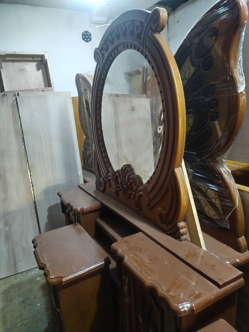 غرفه نجار نرماده شريط طابقين سعر750تصال***********واتساب ناصريه مركز
