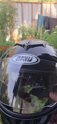 خوذة • جديدة • للبيع