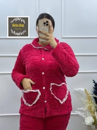 واتساب • ملابس • جودة عالية