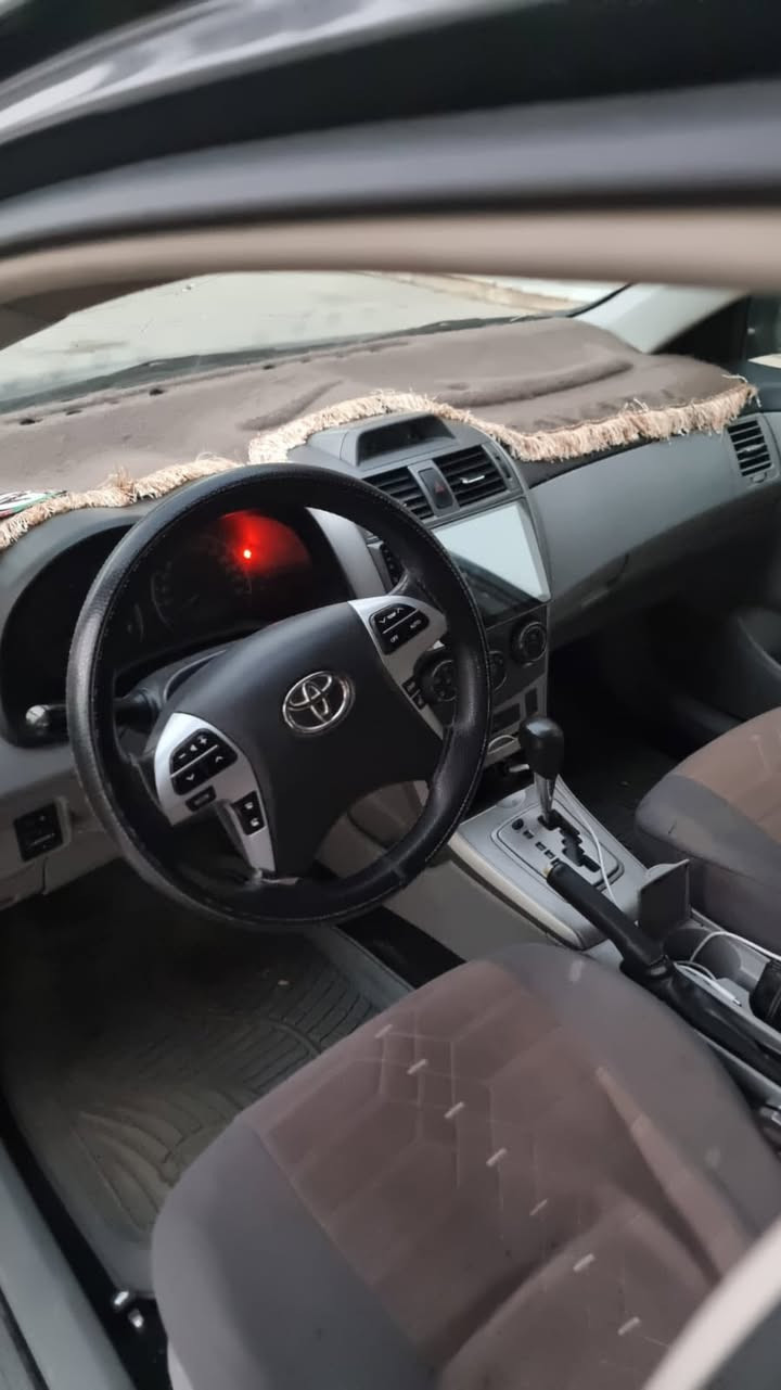 كورلا 2013 خليجي محرك 1600 سياره جاهزه من كلشي خير من الله ماتصرف عليه ربع دينار بيه 4 قطع صبغ تحويل ثاني يوم سعره 107 وبيه مجال مكانه الراشديه ‭٠٧٧٠ ٠٧٧ ٩٩٨١‬
