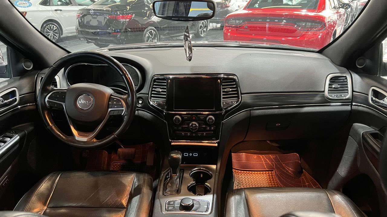 بسم الله رحمان رحيم 
سلام عليكم 
من رخصة الأدمن 
…….
JEEP larido
موديل.   2021
موصفات ….ليميتد
بدون صبغ…(كلين)
ماشية…70الفKM
سنوية جديد..2029
مكان…معارض كلار 
معرض …گوران پشتيوان
للأستفسار…***********
السعر …240$ بيهة مجال للطيبين
