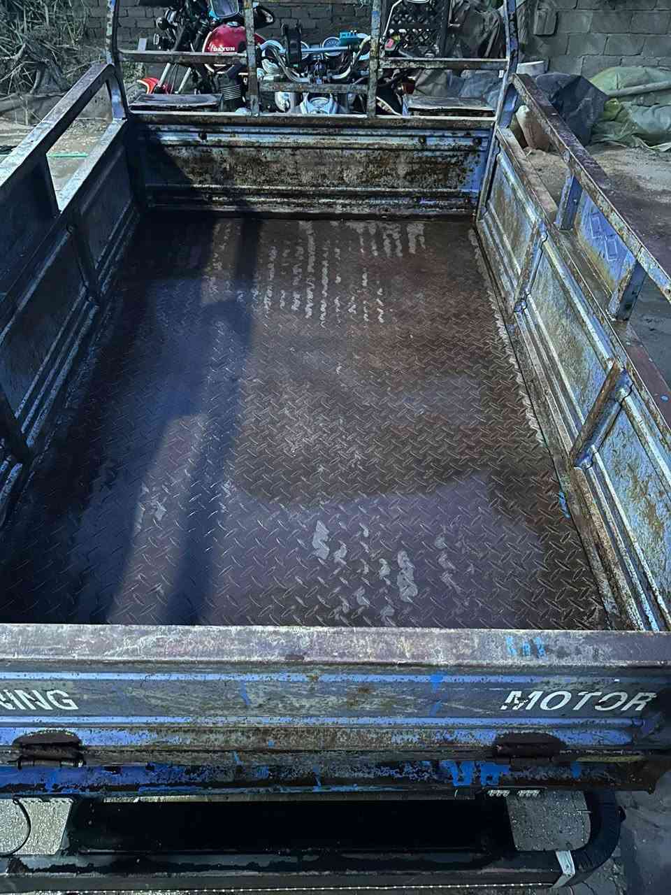 السلام عليكم ستوته للبيع موديل 13 مكفوله كفاله عامه من ركبه كهربائيات شغاله السعر مليون 350 وبيه مجال وهذه رقمي ***********/***********
