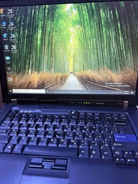 لابتوب للبيع نضيف شغال بدون بطاريه هارد320 رام4 حجم شاشه 15.6 ب50الف  ...