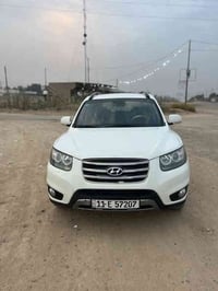 من رخصة صاحب الكروب  سنتافيا موديل2012للبيع السيارة فول  محرك 6سلندر س...