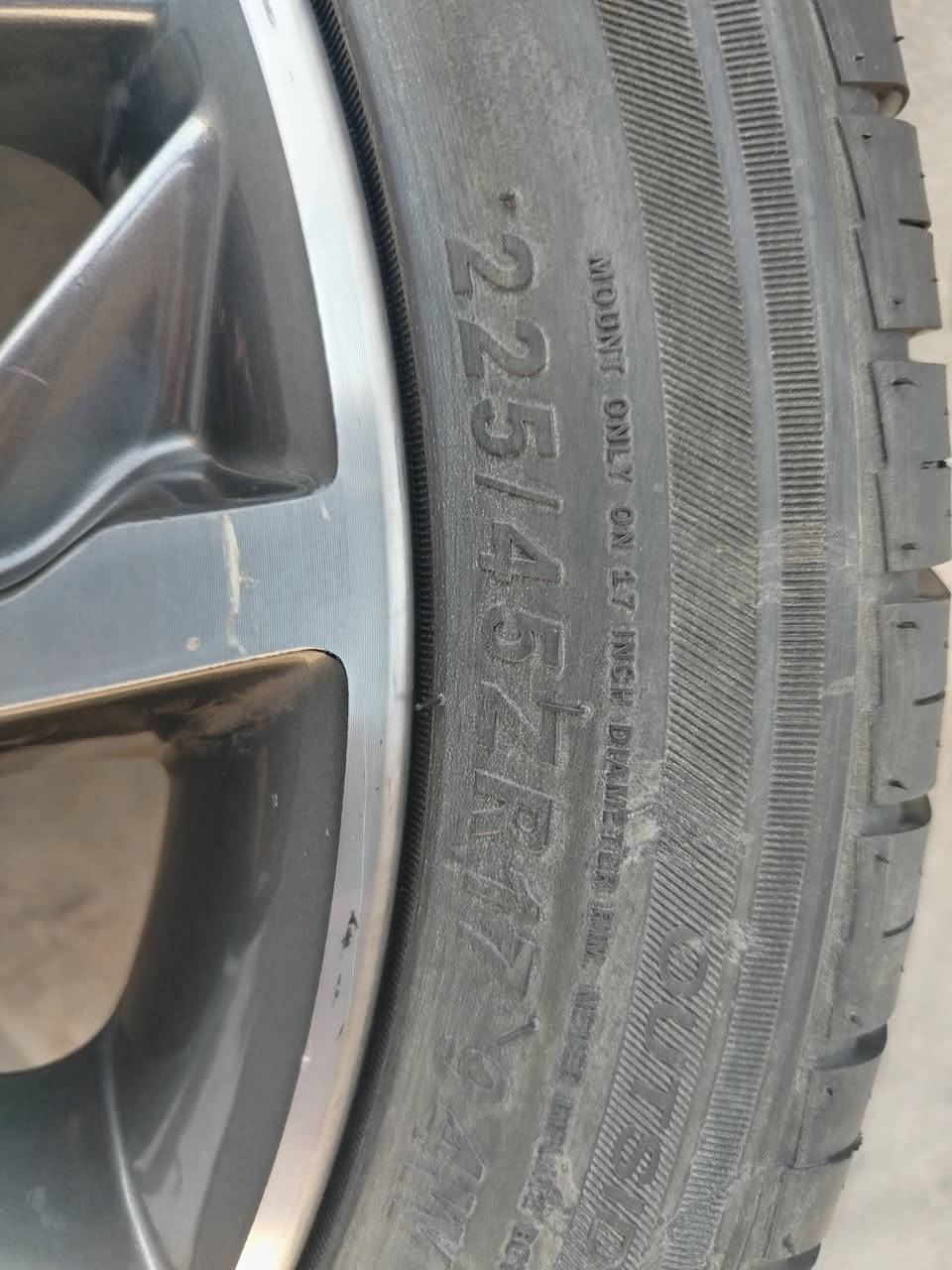 للبيع
١٥٠
***********
