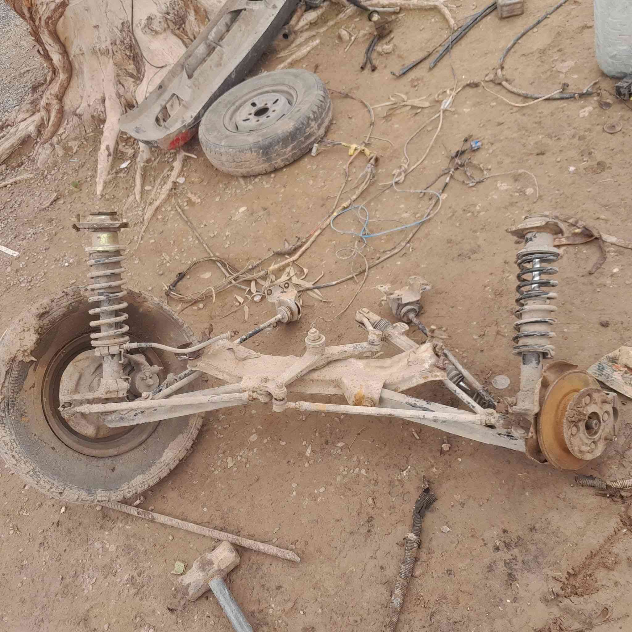 السلام عليكم يوجد غراض فاو للبيع مكان تكريت اليريد خابر ***********
