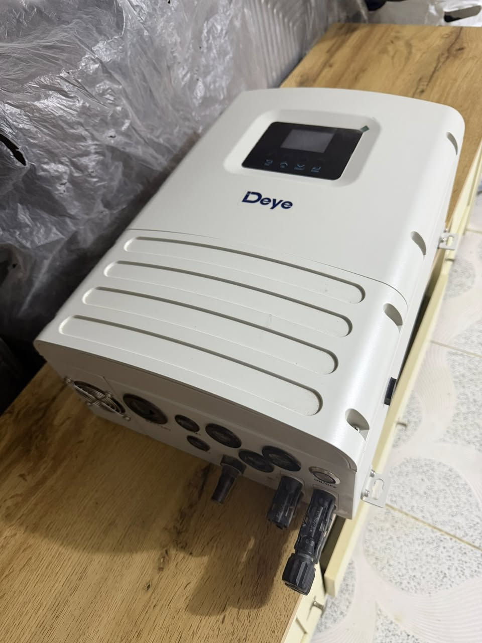 انفيرتر Deye  اوف كريت 6KW مستخذم شهر فقط 

التواصل خاص أو الاتصال 
‭ ٠٧٧٤ ٩٢٩ ٥٩٠١‬
