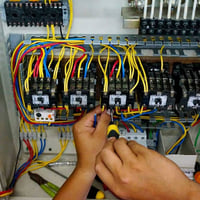 كهربائي • تأسيس كهرباء • أعمال كهرباء • كهربائي منازل • تمديدات كهرباء...