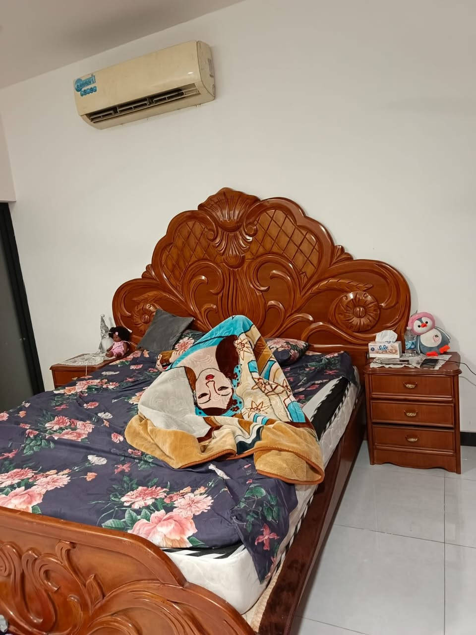 غرفة نوم 6 باب نضيفه المكان العامريه السعر النهائي 600 /واتساب ***********
