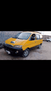 السلام عليكم ستاركس للبيع مكان ساره الناصريه رقم انجليزي باسمي رقم كربلاء سنويه جديده نهايتها لل 30  محرك 3000 بنزين 11 راكب سعر40 ورقه  ***********
