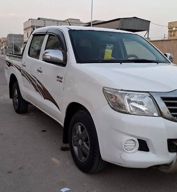 سلام عليكم بيكم 
فلاونزه للبيع موديل 2014رقم البصره مشروع وطني تحويل مباشر السياره مكفوله مكينه وكير حداديه طخم تاير شاصي كفاله تبريد ثلج داخل جديد السعر 155 بيه مجال المكان البصره ‎0783 683 4579 // ***********
