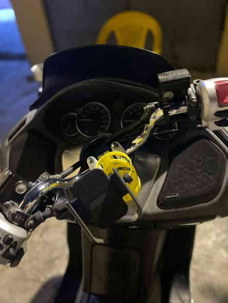 فورزه 0/9 دراجه بلاديه بس الكير ملغي بيها السعر المطلوب مليون و ثلاثمئه 1300000 و بيها مجال

بصرة العنوان للتواصل ***********
