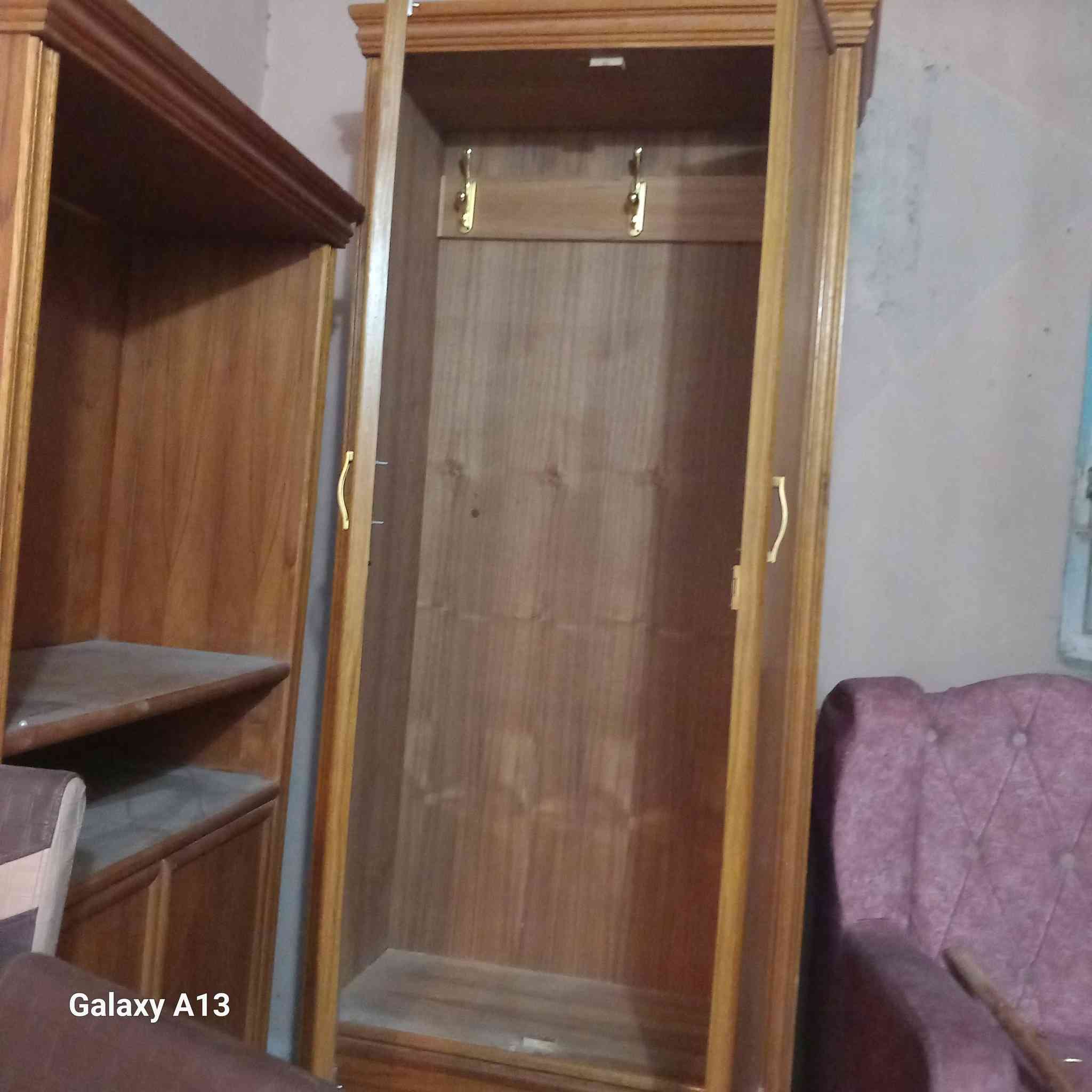 السلام عليكم شباب شخباركم ان شاءالله في خير توجد لدينا غرفه صاج نضيفه مرتبه شغل الصالحيه توصال السعر 1500 العنوان بغداد جديده قرب جامع عرفات تواصل ***********
