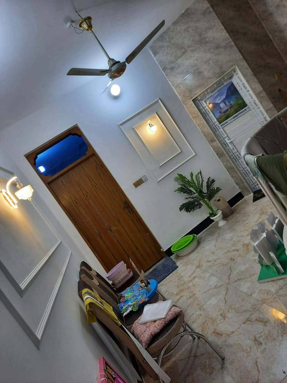 حي النداء شارع دعبل الخزاعي ١٠٠ متر طابقين بناء حديث ٣ غرف نوم قريب على شارع مجمعات السعر خاص ***********

